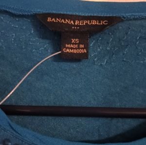 New Banana Republic shirt with sequins